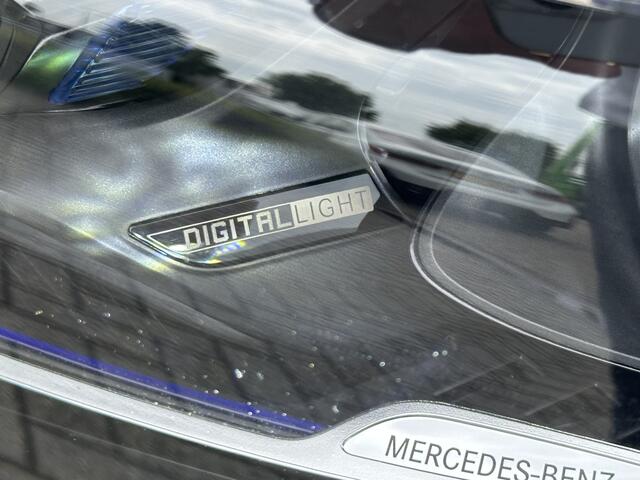 Mercedes-Benz GLC-KLASSE 300e 4MATIC AMG Line Night Pano-Dak | Trekhaak | Leer | Stoel & Stuurverw. | 360-Camera