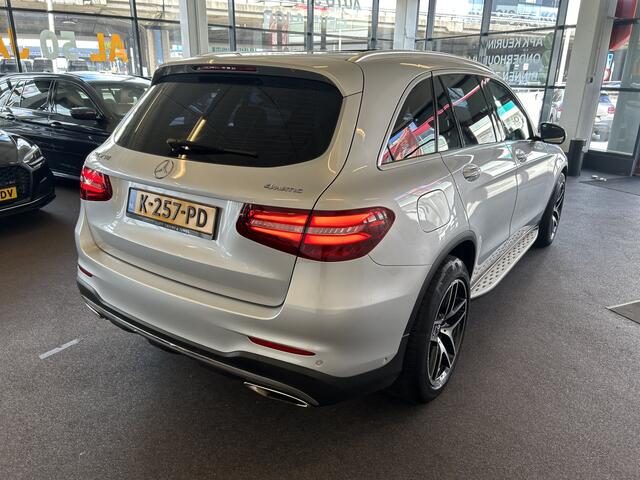 Mercedes-Benz GLC-KLASSE 250 4MATIC AMG Premium Plus | Panoramadak | Cruise control | Climate control | Navigatie | Alcantara/Lederen bekleding | Stoelverwarming | Adaptief onderstel | Navigatie