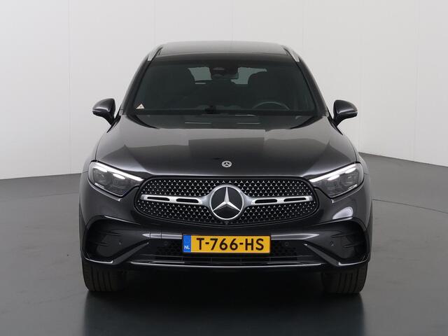 Mercedes-Benz GLC-KLASSE 300e 4MATIC AMG Line | Burmester | Panoramadak | Headup | Keyless | Treeplanken |