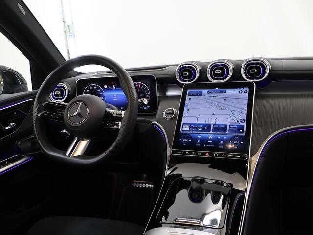 Mercedes-Benz GLC-KLASSE 300e 4MATIC AMG Line | Burmester | Panoramadak | Headup | Keyless | Treeplanken |