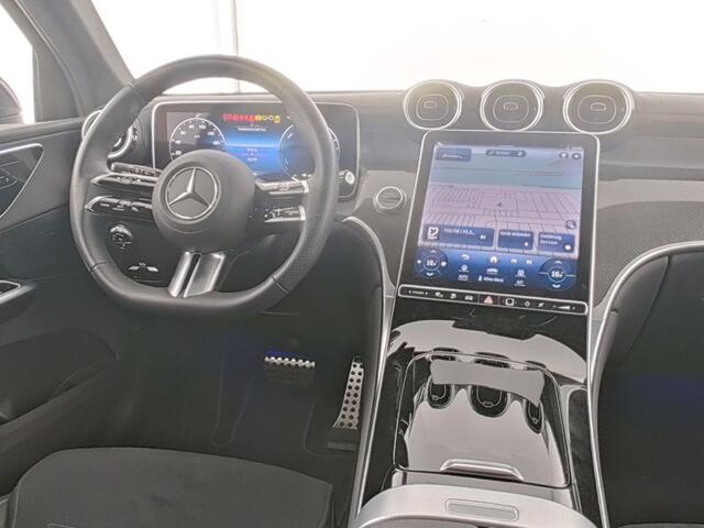 Mercedes-Benz GLC-KLASSE 300 e 4MATIC AMG Plug-In Hybride |AMG Line Premium | Night Pakket | 20 Inch AMG Velgen | Stuur en Stoelverwarming | Inclusief 24 maanden MB Certified garantie voor Europa.