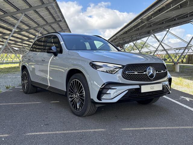 Mercedes-Benz GLC-KLASSE 300e 4MATIC Sport Edition | Night | Panoramadak | Memory stoelen | Sfeerverlichting | 360 camera | Digital light |