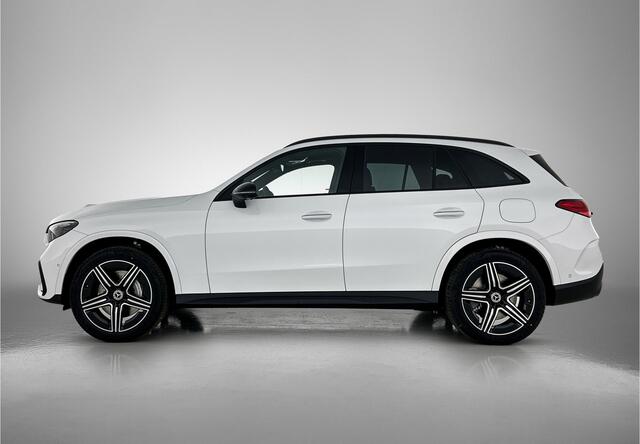 Mercedes-Benz GLC-KLASSE 300e 4MATIC Sport Edition | Trekhaak | Nightpakket | AMG Premium | Parkeerpakket met 360°-camera | Memorypakket | URBAN GUARD voertuigbescherming plus | KEYLESS GO-comfortpakket | EASY PACK achterklep |