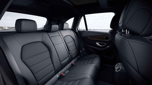 Mercedes-Benz GLC-KLASSE 220 d 4MATIC Business Solution | Panoramadak | Trekhaak | Achteruitrijcamera | Stoelverwarming |