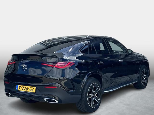 Mercedes-Benz GLC-KLASSE Coupé 300e 4MATIC AMG Line
