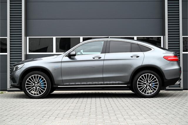 Mercedes-Benz GLC-KLASSE Coupé 350e 4MATIC / SCHUIFDAK / LEDER / MEMORY / CAMERA / SFEERVERLICHTING / TREKHAAK