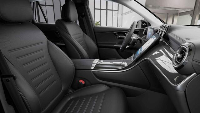 Mercedes-Benz GLC-KLASSE 300e 4MATIC AMG Line | MANUFAKTUR Alpin Grau | Premium plus | Trekhaak | Treeplanken |