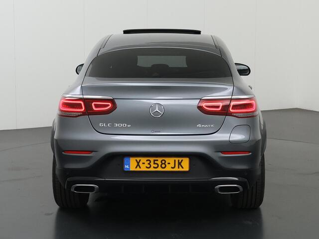 Mercedes-Benz GLC-KLASSE Coupé 300e 4MATIC Premium Plus | Navigatie | Parkeercamera | Stoelverwarming | Keyless Go |
