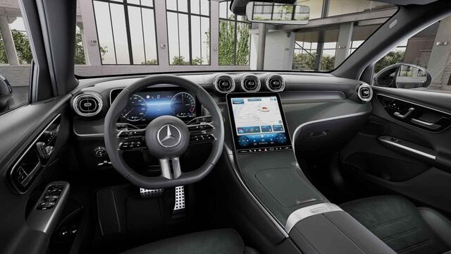 Mercedes-Benz GLC-KLASSE 300e 4MATIC AMG Line | Panoramadak | Trekhaak | Night pakket | Memory |