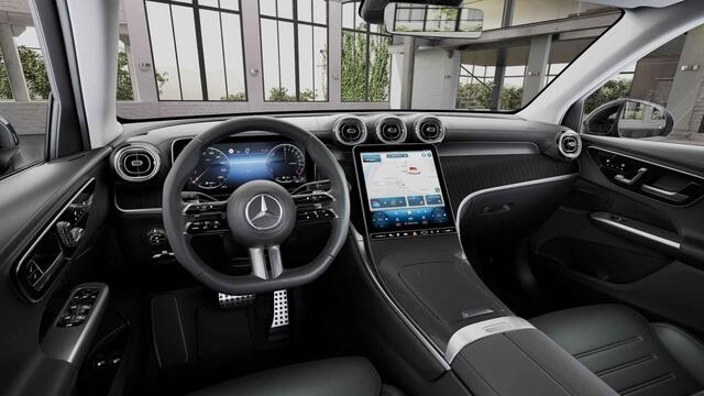 Mercedes-Benz GLC-KLASSE 300e 4MATIC AMG Line | Panoramadak | Trekhaak | Memory | Stoelkoeling |