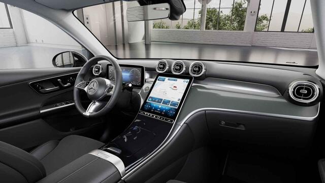 Mercedes-Benz GLC-KLASSE 300e 4MATIC Luxury Line | Panoramadak | Trekhaak | Memory | Distronic |