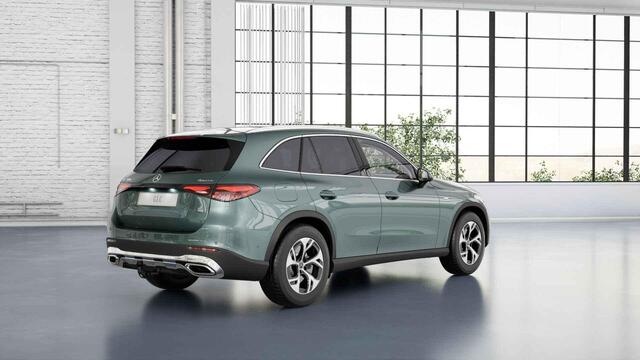 Mercedes-Benz GLC-KLASSE 300e 4MATIC Luxury Line | Panoramadak | Trekhaak | Winter pakket |