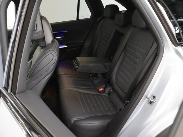 Mercedes-Benz GLC-KLASSE 300e 4MATIC AMG Line | Panoramadak | Night | Rijassistentiepakket | 20" lichtmetalen velgen | Sfeerverlichting |