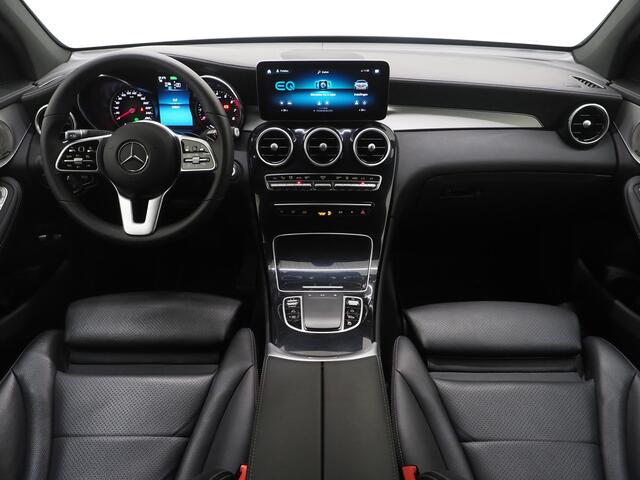 Mercedes-Benz GLC-KLASSE Coupé 300e 4MATIC AMG | Burmester | Trekhaak | Camera | Leder | Memory | Cruise | LED