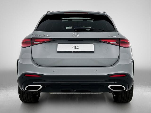 Mercedes-Benz GLC-KLASSE 300e 4MATIC Sport Edition | Premium Pakket | Night Pakket | Winter Pakket | Trekhaak | Digital Light | 360° camera | 20" multispaaks velgen |