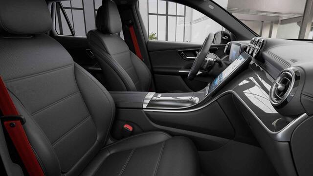 Mercedes-Benz GLC-KLASSE 300e 4MATIC AMG Line | Night | Massage | Panoramadak | Trekhaak | Keyless |