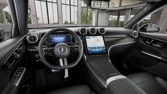 Mercedes-Benz GLC-KLASSE 300e 4MATIC AMG Line | Night | Massage | Panoramadak | Trekhaak | Keyless |