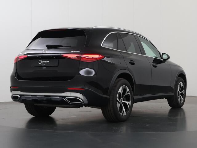 Mercedes-Benz GLC-KLASSE 300e 4MATIC Luxury Line | Rij assistentie pakket | Trekhaak | Getint glas |