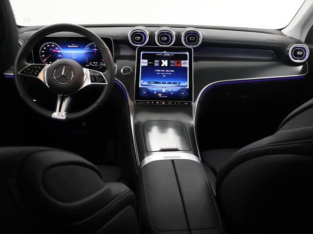 Mercedes-Benz GLC-KLASSE 300e 4MATIC Luxury Line | Rij assistentie pakket | Trekhaak | Getint glas |