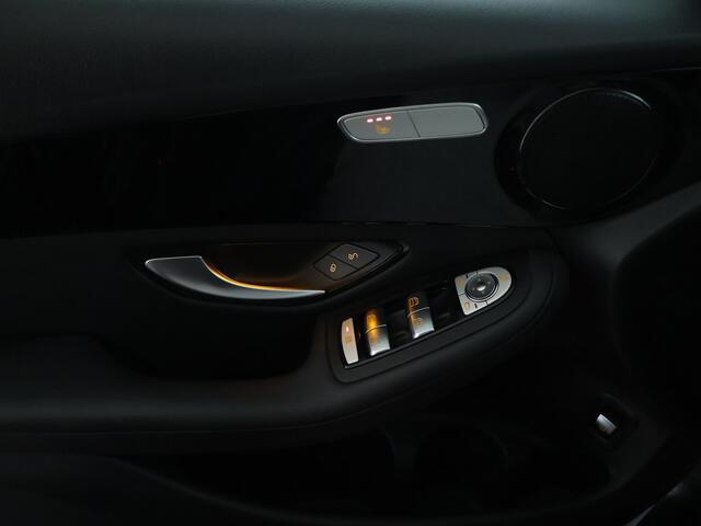 Mercedes-Benz GLC-KLASSE 200 Business Solution Limited | Trekhaak | Stoelverwarming | Cruise Control | Inclusief 24 maanden MB Certified garantie voor Europa.