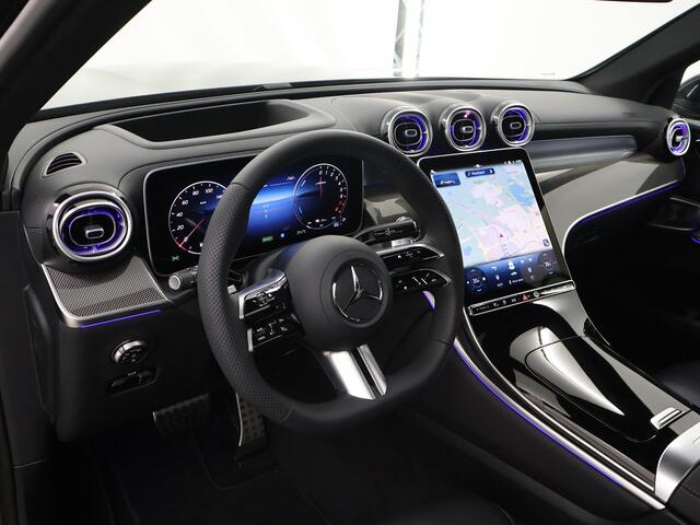 Mercedes-Benz GLC-KLASSE 300e 4MATIC Sport Edition | Panoramaschuifdak | Premium paket | Night | Burmester | Trekhaak
