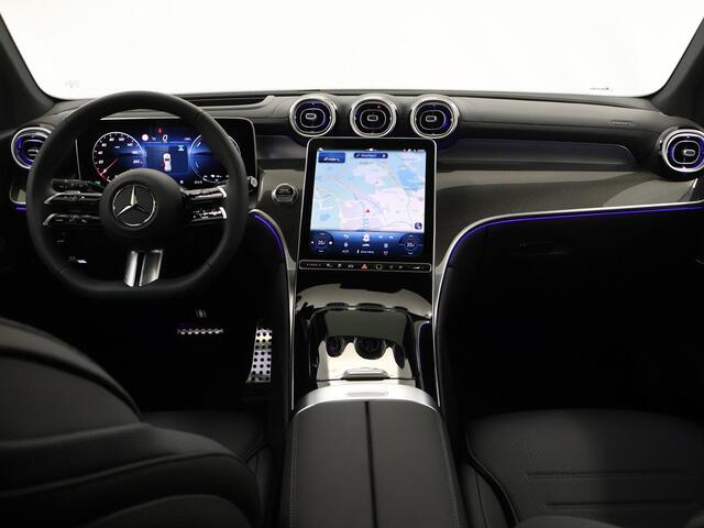 Mercedes-Benz GLC-KLASSE 300e 4MATIC Sport Edition | Panoramaschuifdak | Premium paket | Night | Burmester | Trekhaak