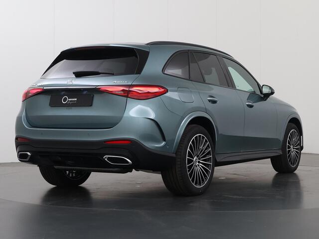 Mercedes-Benz GLC-KLASSE 300e 4MATIC Sport Edition | Night | Panoramadak | Trekhaak | Rijassistentiepakket | Burmester | Head-up display | Digital light | 360 camera |