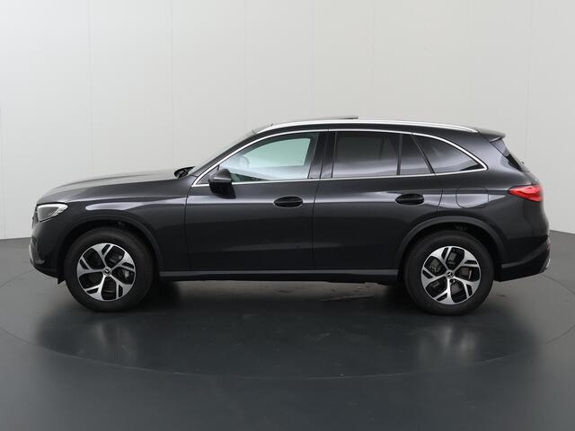 Mercedes-Benz GLC-KLASSE 300e 4MATIC Luxury Line | Trekhaak | Panoramadak | Navigatie | Keyless Go |