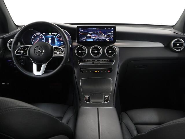 Mercedes-Benz GLC-KLASSE Coupé 300e 4MATIC Premium Plus | Navigatie | Parkeercamera | Stoelverwarming/verkoeling | Keyless Go |