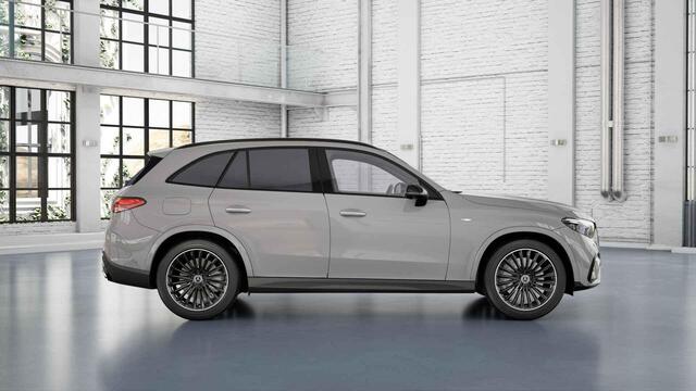 Mercedes-Benz GLC-KLASSE 300e 4MATIC AMG Line | MANUFAKTUR Alpin Grau | Premium | Burmester | 20 inch | Trekhaak | Rij assistentie | Nieuwprijs 99.309 euro |