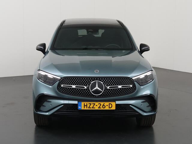Mercedes-Benz GLC-KLASSE 300e 4MATIC AMG Line | Massage | Panoramadak | Trekhaak | Premium pakket |