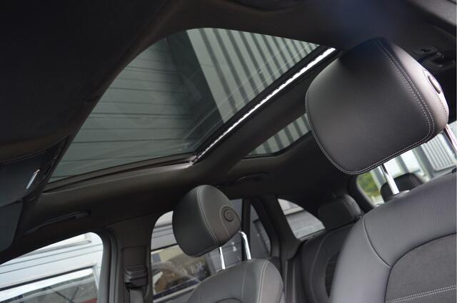 Mercedes-Benz GLC-KLASSE 300e 4MATIC | AMG | PANO | BURMESTER | CAMERA |