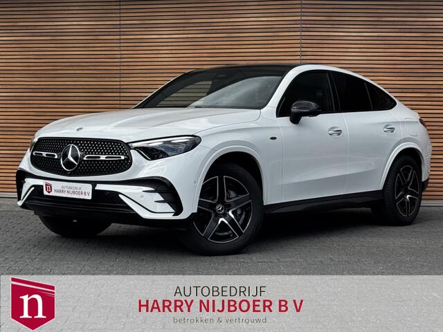 Mercedes-Benz GLC-KLASSE Coupé 300e 4MATIC AMG Line Panoramadak / Camera / Navigatie