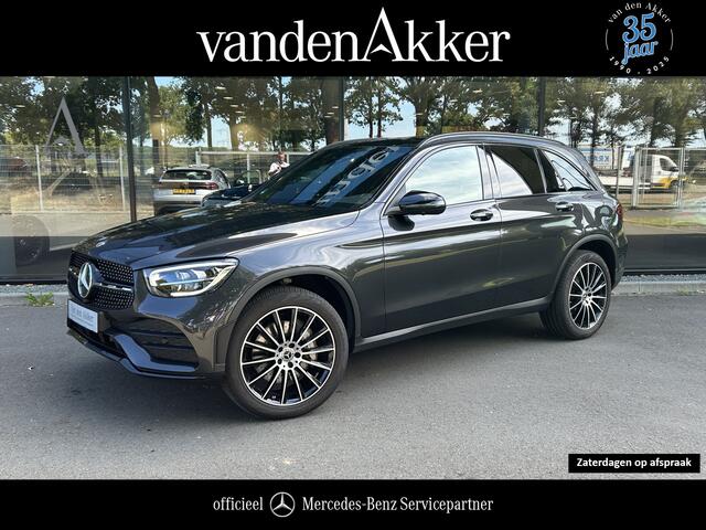 Mercedes-Benz GLC-KLASSE 300e AMG // 16.300km !! // Trekhaak // Panoramadak // 360 Camera // Memory Stoelen // Headup // Distronic