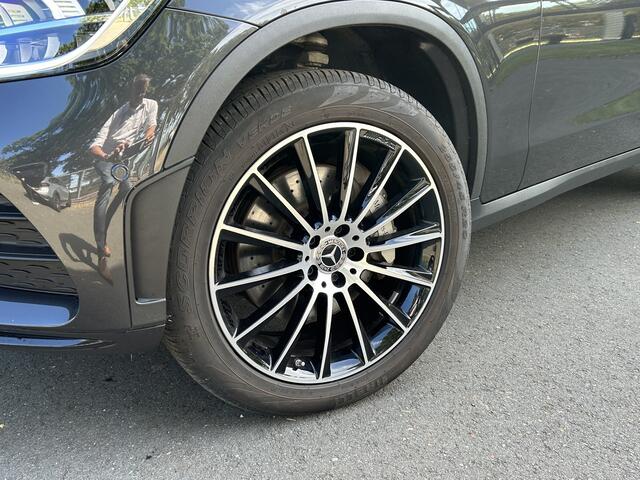 Mercedes-Benz GLC-KLASSE 300e AMG // 16.300km !! // Trekhaak // Panoramadak // 360 Camera // Memory Stoelen // Headup // Distronic