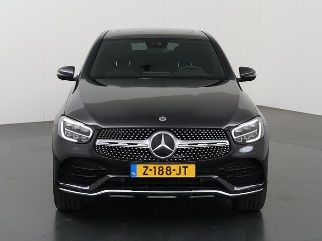 Mercedes-Benz GLC-KLASSE Coupé 300e 4MATIC Premium | AMG | Schuifdak | Memory stoelen | Trekhaak | 360 camera | Sfeerverlichting |