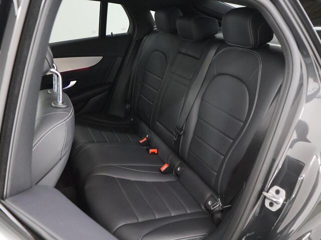 Mercedes-Benz GLC-KLASSE Coupé 300e 4MATIC Premium | AMG | Schuifdak | Memory stoelen | Trekhaak | 360 camera | Sfeerverlichting |