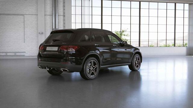 Mercedes-Benz GLC-KLASSE 300e 4MATIC Business Solution AMG | Panoramadak | Bruine bekleding | Trekhaak |