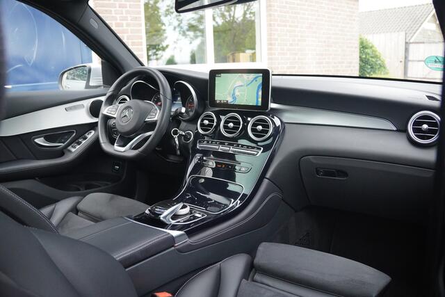 Mercedes-Benz GLC-KLASSE 250 4MATIC AMG, PANO, LED, LANE-ASSIST