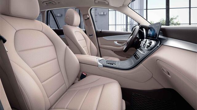Mercedes-Benz GLC-KLASSE 200 4MATIC Business Solution | Lederen bekleding | Stoelverwarming | Trekhaak |