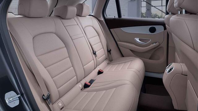Mercedes-Benz GLC-KLASSE 200 4MATIC Business Solution | Lederen bekleding | Stoelverwarming | Trekhaak |