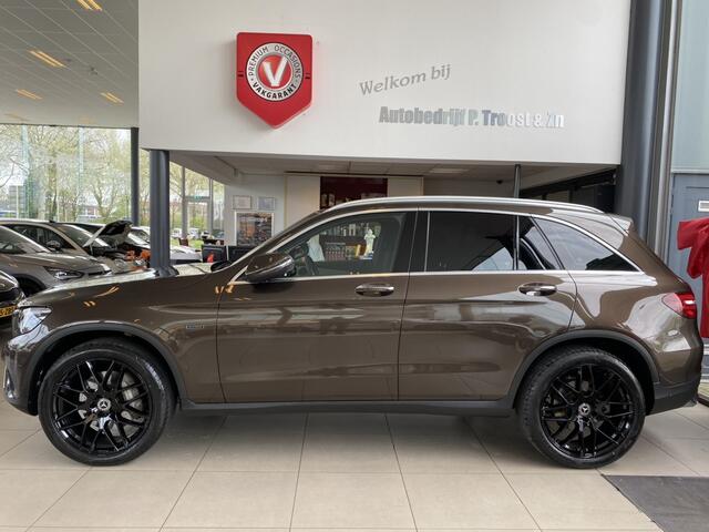 Mercedes-Benz GLC-KLASSE 350e 4MATIC Premium Plus,4x4, Hybrid Benzine,Automaat,Panoramadak,NIEUWE 21INCH LMV,Trekhaak,Leder&Stoelverwarming,Navigatie,Rondom&Achteruitrijcamera,Sensoren V&A,Climate&Cruisecontrol,Bluetooth met Spraakbediening,