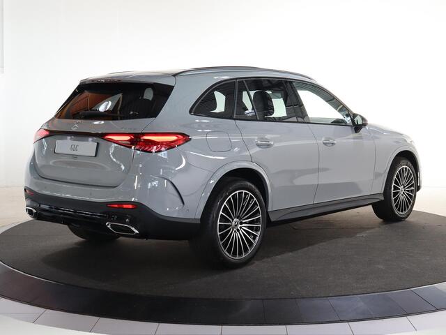 Mercedes-Benz GLC-KLASSE 300e 4MATIC Sport Edition | Panoramaschuifdak | Premium Plus | Night | Rijassistentiepakket Plus | Burmester | Trekhaak