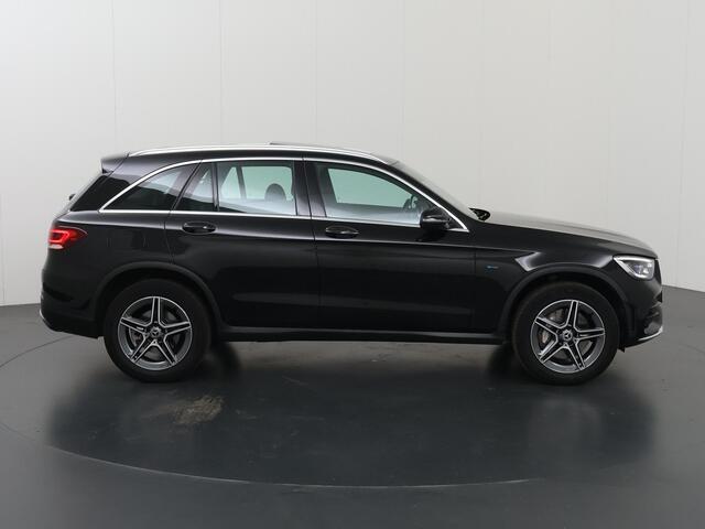 Mercedes-Benz GLC-KLASSE 300e 4MATIC Premium Plus | AMG | Trekhaak | Burmester | Headup | LED koplampen |