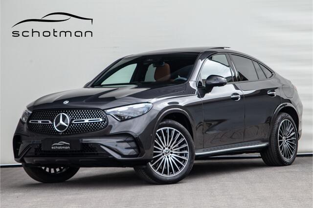 Mercedes-Benz GLC-KLASSE Coupé 300e 4MATIC AMG Premium, Pano, Nightpack, Leder Exclusief, 2024