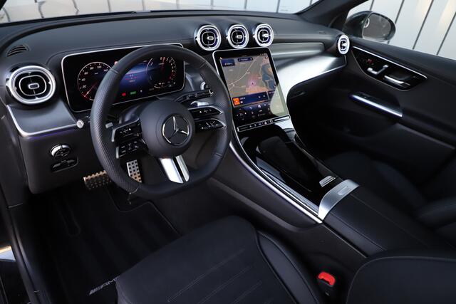 Mercedes-Benz GLC-KLASSE 300e AMG 4-Matic | 313PK | Pano | Sfeerverlichting | Distronic | Memory | Stuurwielverw. | Standkachel | Trekhaak | Stoelverw. | 2025.