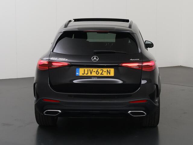 Mercedes-Benz GLC-KLASSE 300e 4MATIC AMG Line | Premium plus | Trekhaak | 20 inch | Alarm | Night pakket | Distronic | Winter pakket |