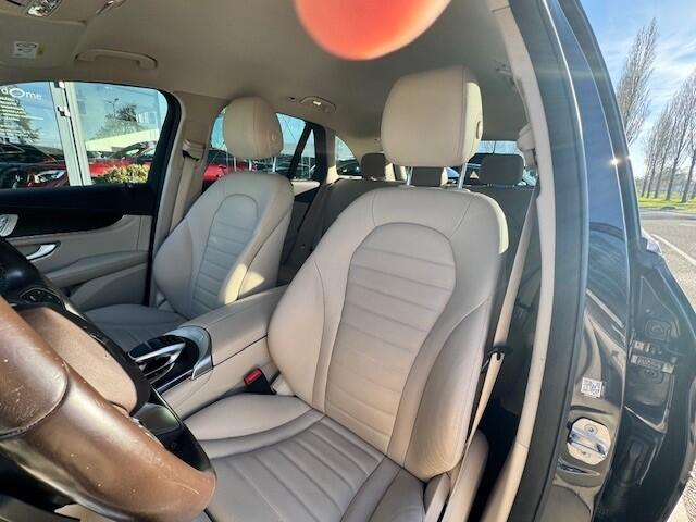 Mercedes-Benz GLC-KLASSE 250 4MATIC Premium Plus l Beige leder interieur l 360 gr Camera l Burmester l stoelverwarming l Memory l LEDl Trekhaak wegklapbaar l Elekt. bedienbare achterklep l Airco l l