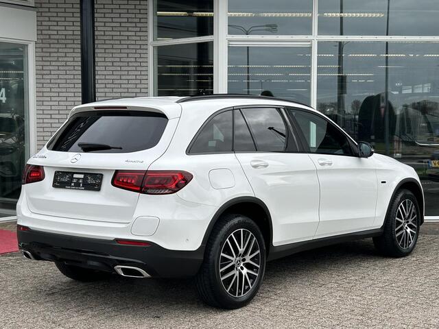 Mercedes-Benz GLC-KLASSE 300e 4MATIC Luxury | Panoramadak | Trekhaak
