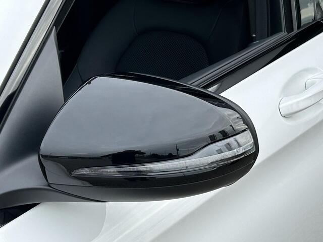 Mercedes-Benz GLC-KLASSE 300e 4MATIC Luxury | Panoramadak | Trekhaak